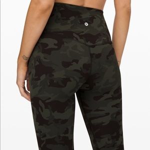 Lululemon Align Crop 21” Size 4 Camo Multi Green